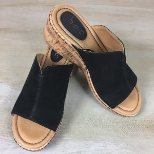 BOC Black Suede Wedge Sandal Sz 7M